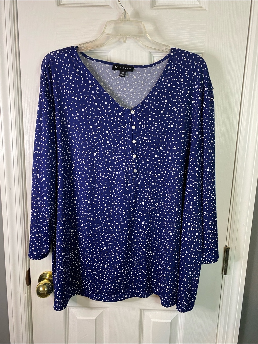 N Touch Blue Dot-Print V-Neck Blouse Size 3X Dressey.